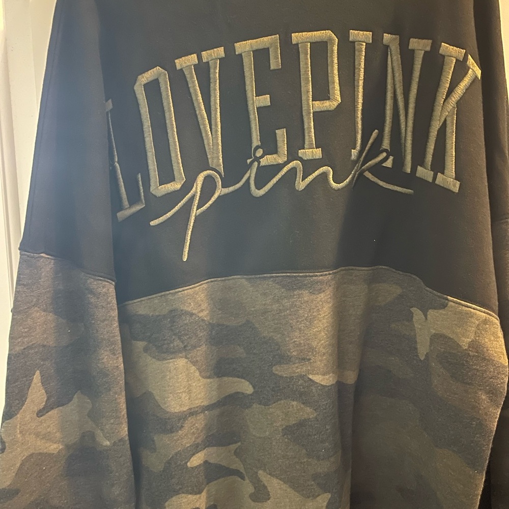 PINK Victoria Secret Sweater. No tags but brand new.